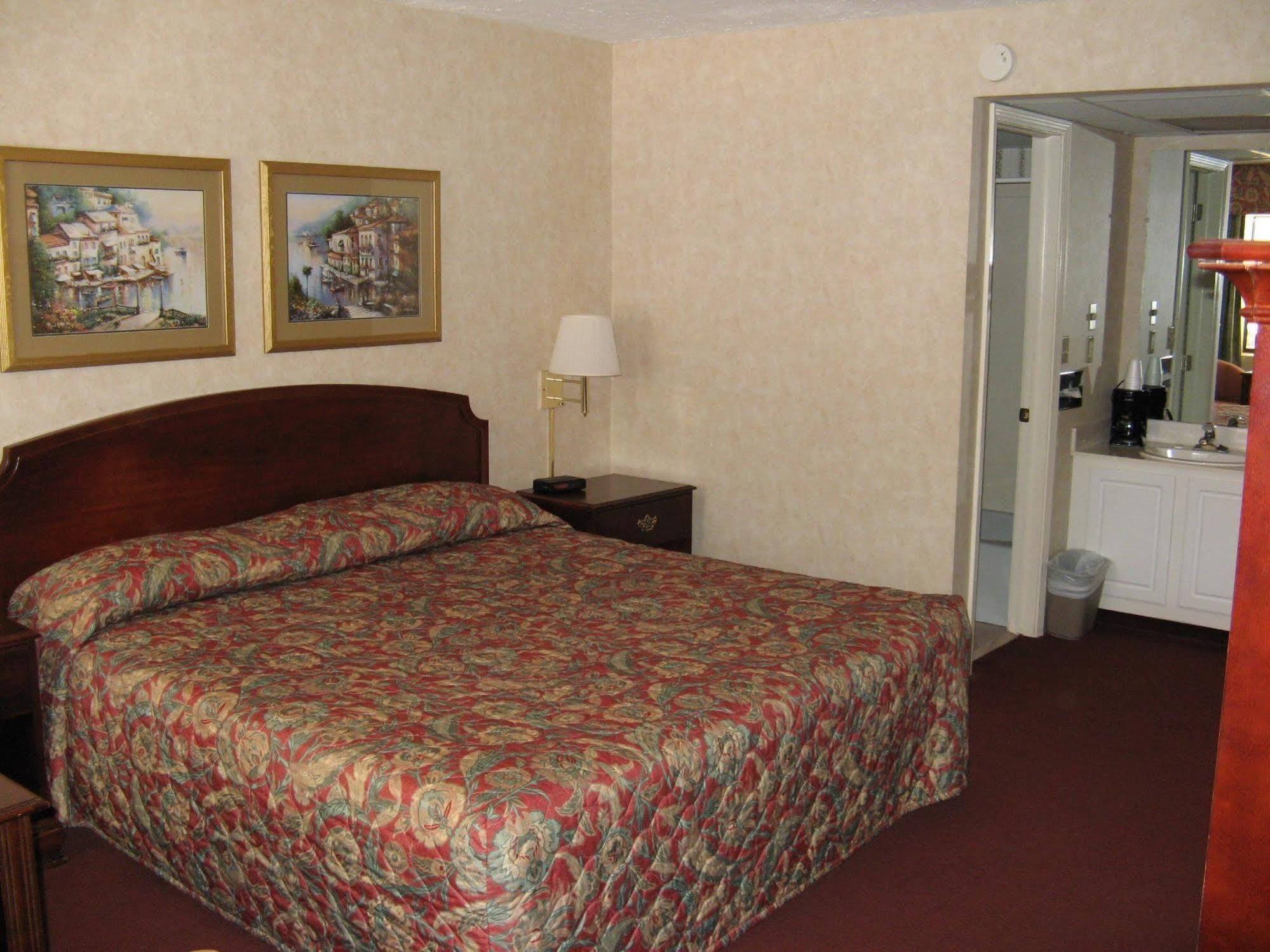 Swiss Village Inn Eureka Springs Phòng bức ảnh