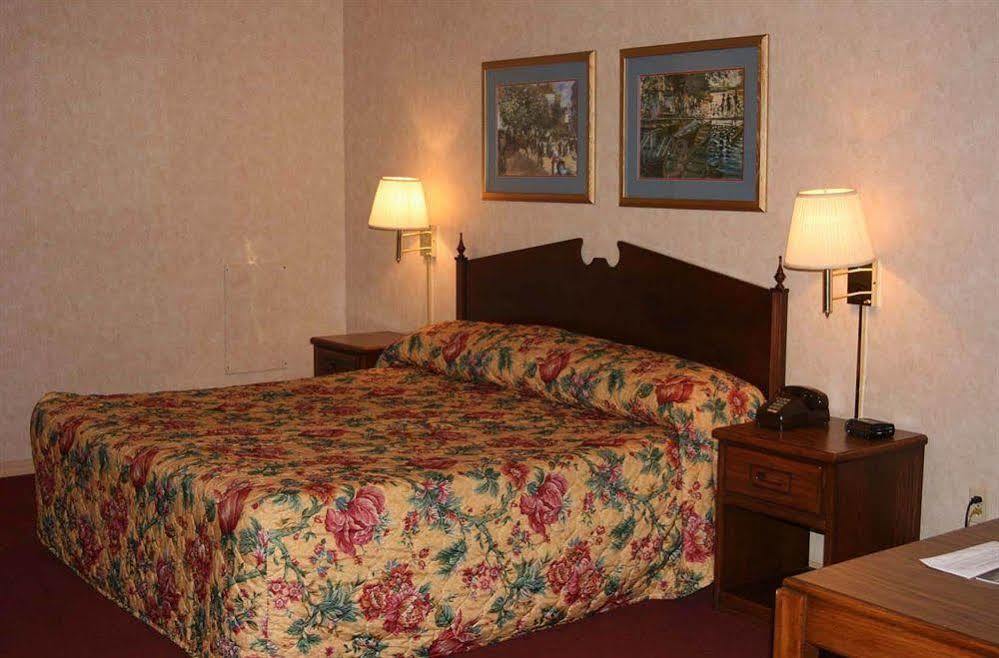 Swiss Village Inn Eureka Springs Ngoại thất bức ảnh