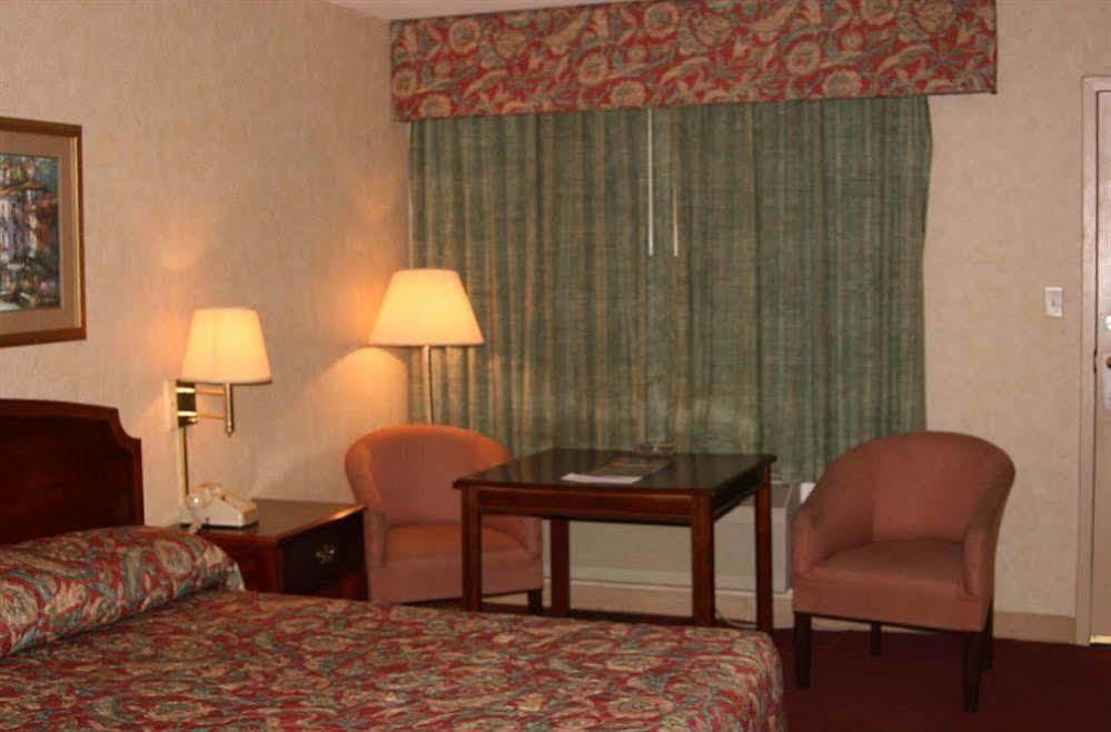 Swiss Village Inn Eureka Springs Ngoại thất bức ảnh